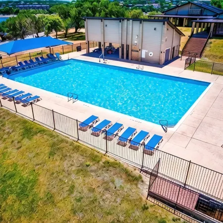 Golf Course View Newly Remodeled Townhome