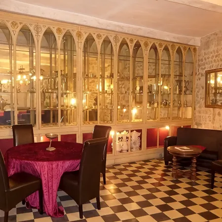 Hôtel du Palais des Papes