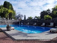 Tanjung Plaza Hotel - ที่มีสระว่ายน้ำ