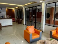 Lucky Hotel Purwodadi Hoteles en Grobogan