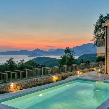 Seaview Villa Lavanda with pool