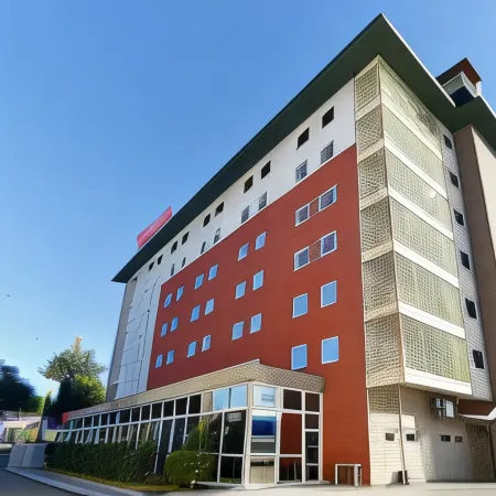 Ibis Canoas Shopping