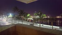 Hotel Royalty - Ocean View