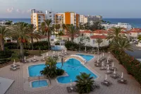 Seagull Hotel Apartments - Pools