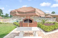 Blue Spring Inn Orange City - Parkplatz