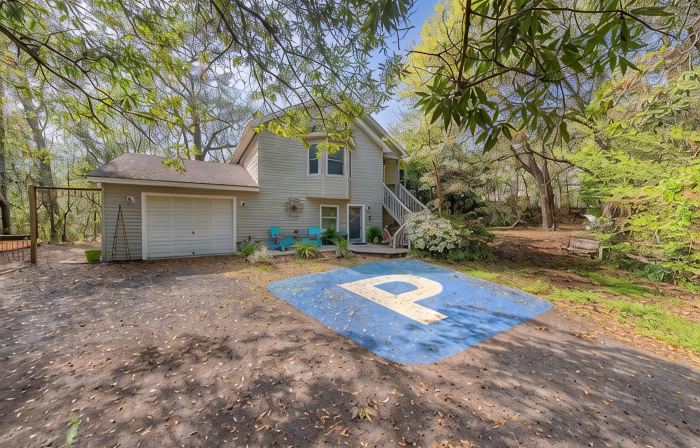 Quiet beach retreat for couples or family