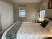 Charming Lakefront - Waterfront 2-bedroom 2-bath on Conesus Lake - Pet Friendly - Homestays