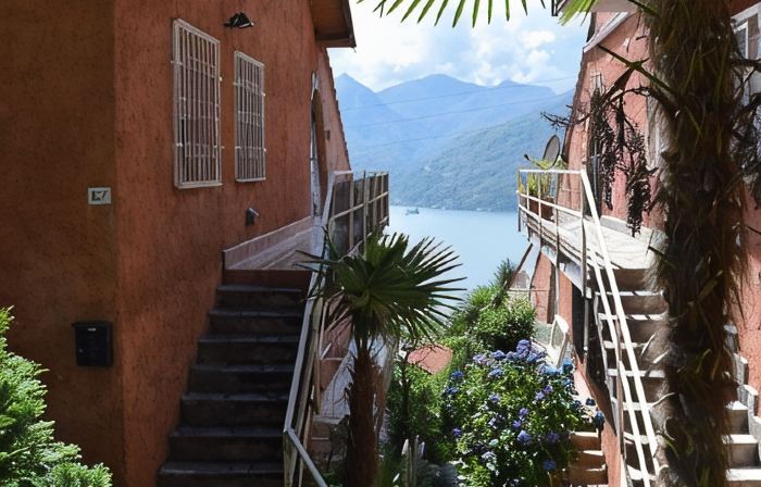 CASA ELENA - A terrace on Lake Maggiore