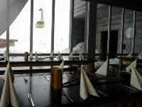 Galaaxy Mountain Hostel--Nur Mit der Gondelbahn Erreichbar - Frühstück