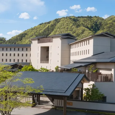 Iizaka Onsen Surikamitei Ohtori