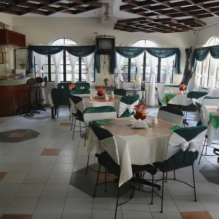 La Esperanza Hotel