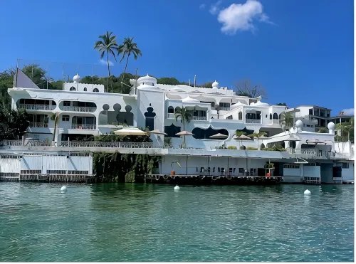 Marina Palace Tequesquitengo