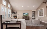 Beautiful Custom Home Centrally Located Near The University of Oregon - โฮมสเตย์