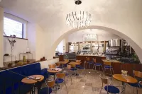 Hotel Priscilla - 3-Star