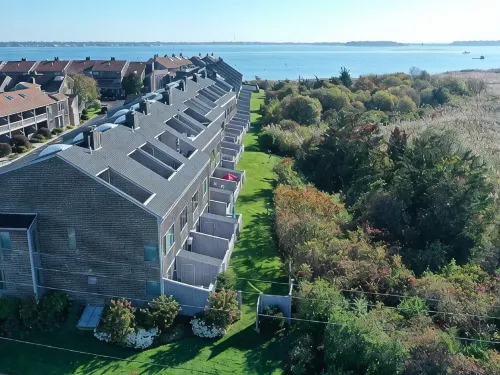 Oceanfront 3Br Condo. Visit Hyannis for Your Cape Holiday! 1600 sq ft Home! - 3-stjärniga