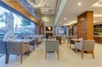 The Menord Hotel - Airport Shuttle