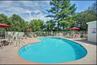 Travelodge by Wyndham Fayetteville