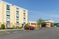 Comfort Inn Randolph-Boston - Pysäköinti