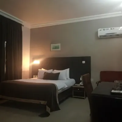 Neo Courts Hotels near St Peter's Anglican Church Emene, Enugu