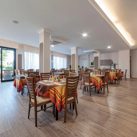 Hotel Nuovo Belvedere Отели рядом с достопримечательностью «Сан Джулиано»
