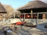 Thulani Game Lodge and Eco Estate - Frühstück