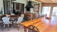 A Little Guesthouse - 3 ดาว
