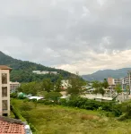 Holiday House Kata & Karon Phuket Hotel