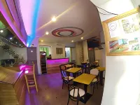 Central Apartments Integrated Hotel - Balkoner