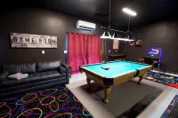 Vista Verde: Yosemite - Sleeps 12 - Game Room - Spa - Hytter