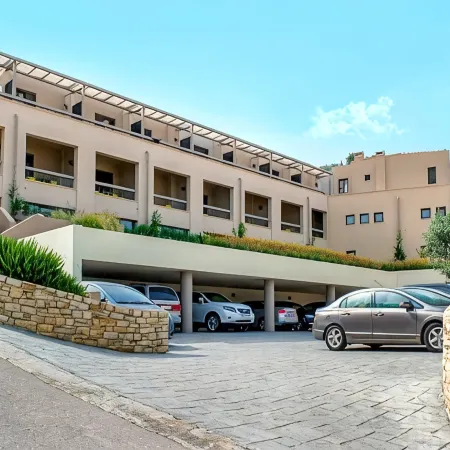Kymi Palace