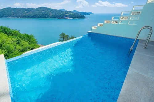 Yeosu 48 Hour Pool Villa - Private Pool