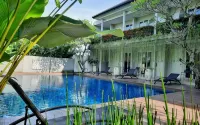 Doho Homestay - Pools