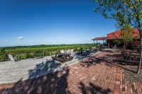 Experience Carterville Charm near Southern IL University - 4-Star