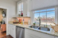 Stovall #3 | Historic & walkable to downtown Augusta hotspots - Apartments