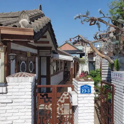Jeonju Geurieunjip Hanok Stay Hotel dekat Gerbang Pungnammun