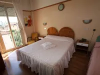 Hotel Britannia Rimini Marina Centro Отели рядом с достопримечательностью «Старый Город - Марина Чентро - Сан Джулиано»