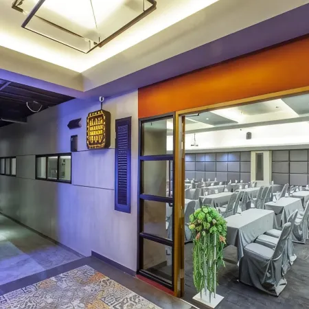 Loft Mania Boutique Hotel