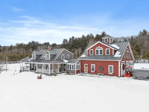 Peaceful Retreat with Stunning Mountain Views for Unforgettable Memories - 4-Star