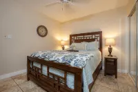Luxury Condo- Across The Street From The Beach!  Free WIFI