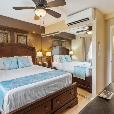 6 Beds 2Bd 2BTH Kihei Maui Kihei Condo Kamaole Beach Hawaii Hot Tub Pool Full AC