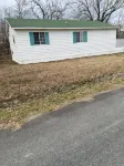 Jimmie's House is a cozy newly remodel three bedroom home that can accommodate 5