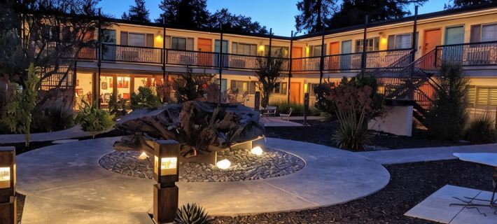 The Astro Hotels in Santa Rosa