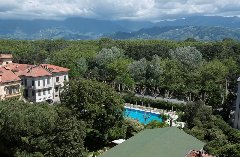 Grand Hotel Royal photo 2