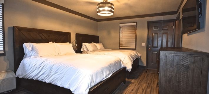 Beautiful 3 Bed , 3 Bath with Great Location! Renovated in 2025! Hotels in Charlevoix County
