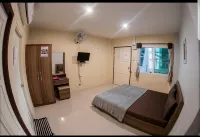 SafeHouses Nakhonsawan - 2-Star