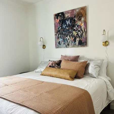 Downtown Brick-Rome Retreat, 2 Bedroom/2Bathroom and 2 Sleeper Sofas