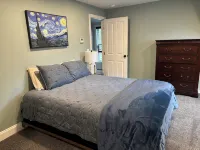 The Dollhouse is conveniently located. Mystic, Beaches, parks, casinos, shopping - Wifi
