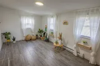 Green Door Getaway — Family-Friendly 4Br, 10 Minutes to New River Gorge - Wifi