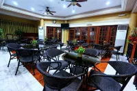 Kapis Mansions Hotel - breakfast