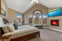 5-Bedrooms on the water! 2 Kitchens, Hot Tub, and Theatre! - 4-Star